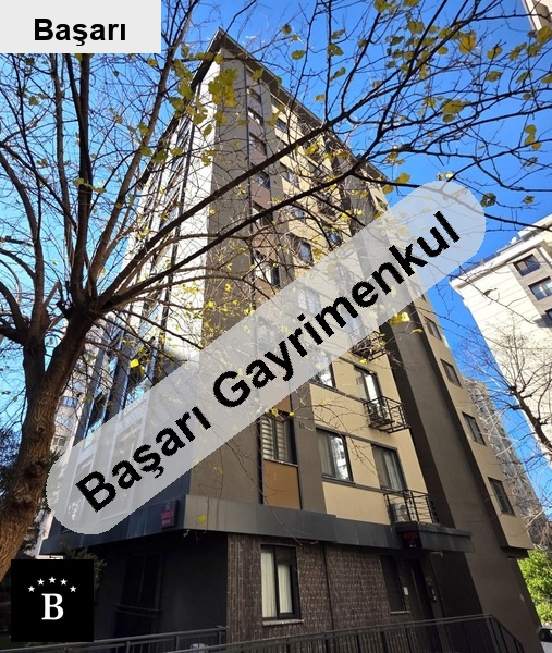 Başarı'dan suadi̇ye ye çok yakin ara kat otoparkli (2+1)