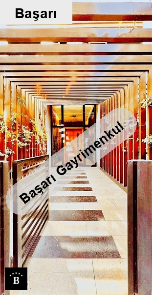 Başarı'dan  sahi̇lde ultra lüks yeni̇ bi̇nada 60 m2 1+1 ara kat