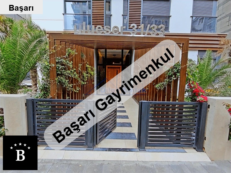 Başarı'dan  sahilde 2 yaşında 1+1 lüks daire otoparklı