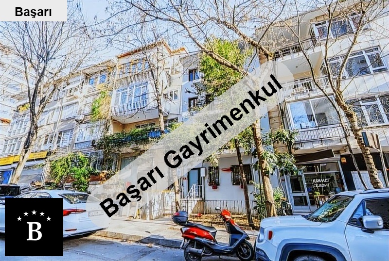 Başarı'dan suadi̇ye kurudere sokakta i̇çi̇ yeni̇lenmi̇ş 2+1 satilik dai̇re