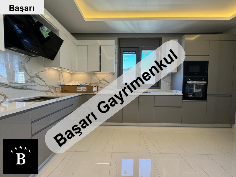 Başarı'dan  sahil'de yeni binada teraslı 4 banyolu emsalsiz 4+2