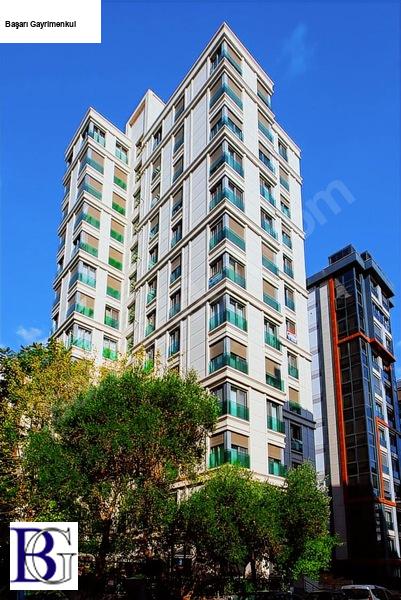 BAŞARI'DAN SUADİYE ÇOLAK İSMAİL SOKAKTA 140 m2 KÖŞE FERAH DAİRE