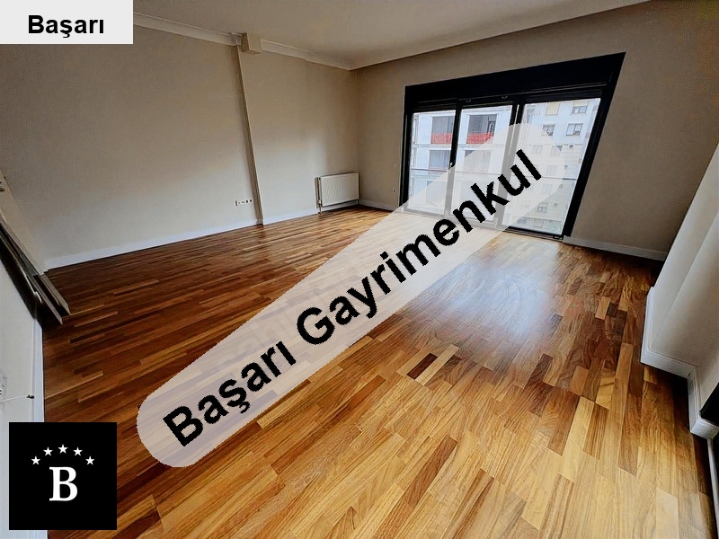 Başarı'dan  suadi̇ye'de bağdat cad paralel balkonlu ebanyolu