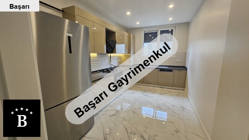 Başarı'dan bağdat sine 6bina konumunda balkonlusıfırgeniş 3+1