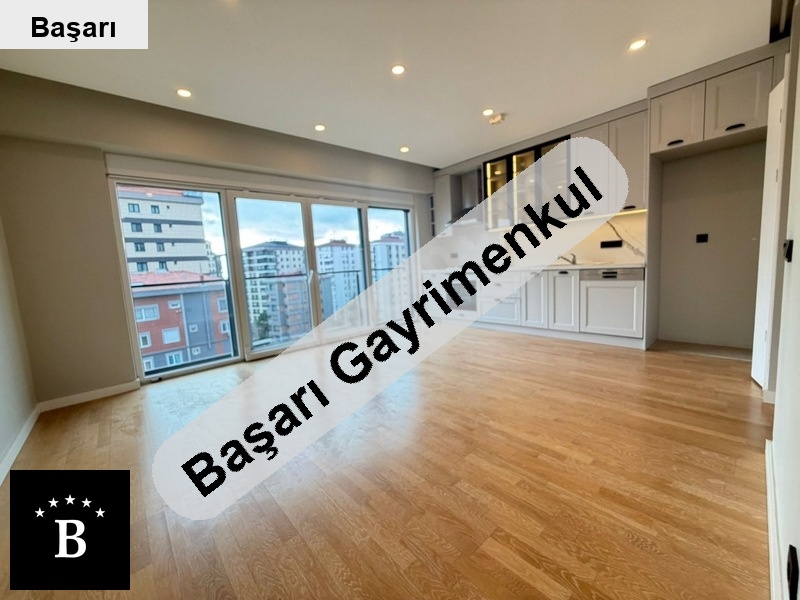 Başarı'dan  sahi̇lde yeni̇ bi̇na 1+1 ara kat dubleks