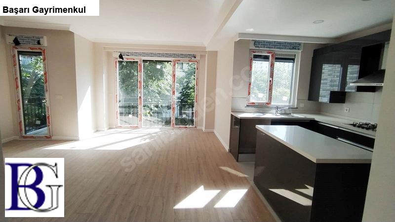 BAŞARI'DAN ŞAŞKINBAKKAL BAĞDAT'A ÇOK YAKIN 120 M2 2+1 BALKONLU FIRSATT