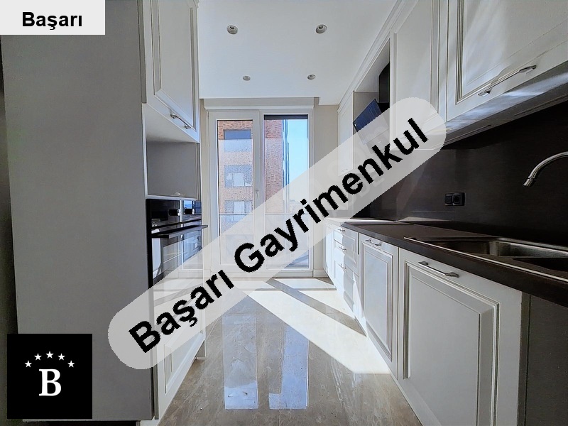 Başarı'dan suadiye'de ' günli̇kli̇ 2+1 balkonlu 85m² net satilik