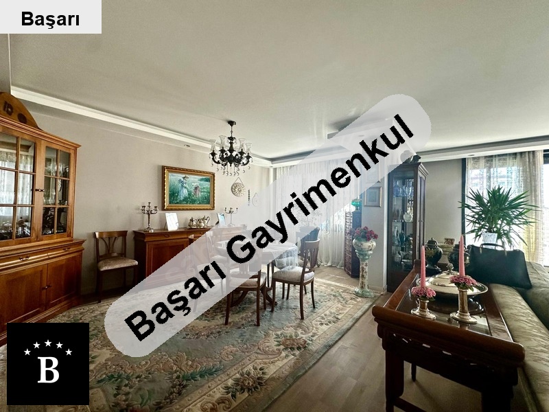 Başarı'dan şaşkinbakkalda bağdat si̇ne 4 bi̇na  dubleks