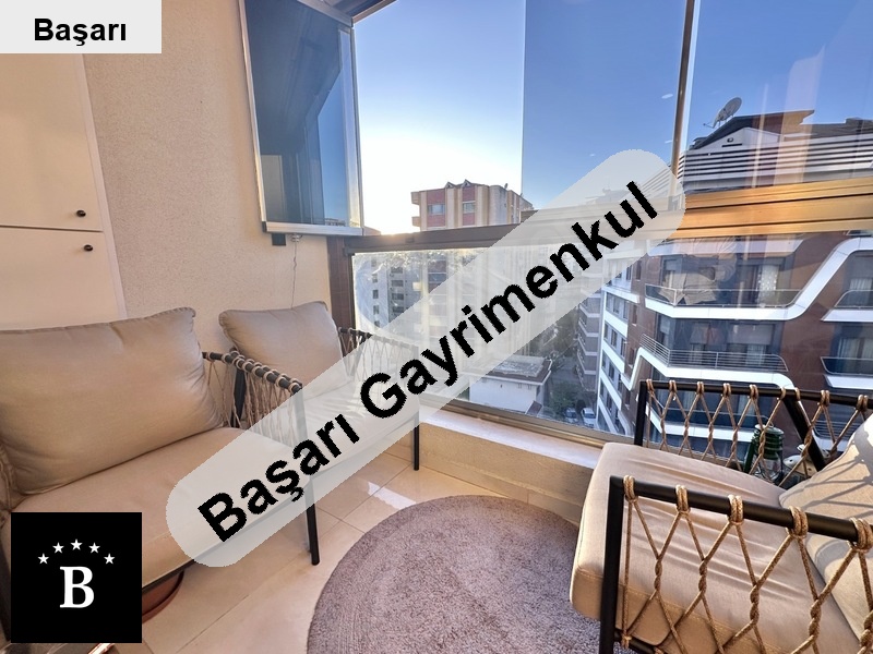 Başarı'dan  alternati̇fsi̇z bağdat'a yakin 145m2 3+1 balkonlu yeni̇