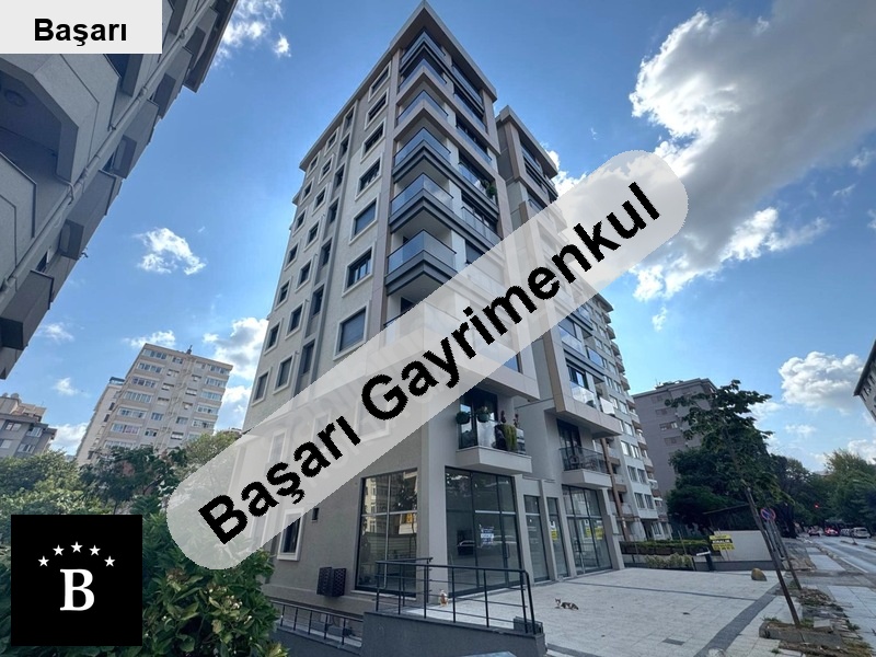 Başarı'dan  karanfi̇l sokak'ta sifir bi̇nada balkonlu geni̇ş 3+1