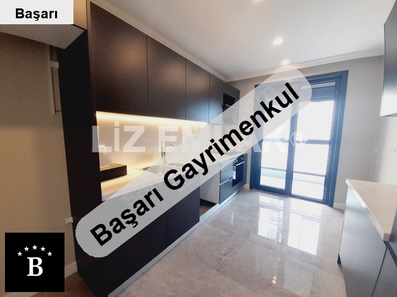 Başarı'dan suadi̇ye'de bağdat'a yakin balkonlu ebeynli̇ 102 m2 net 3+1