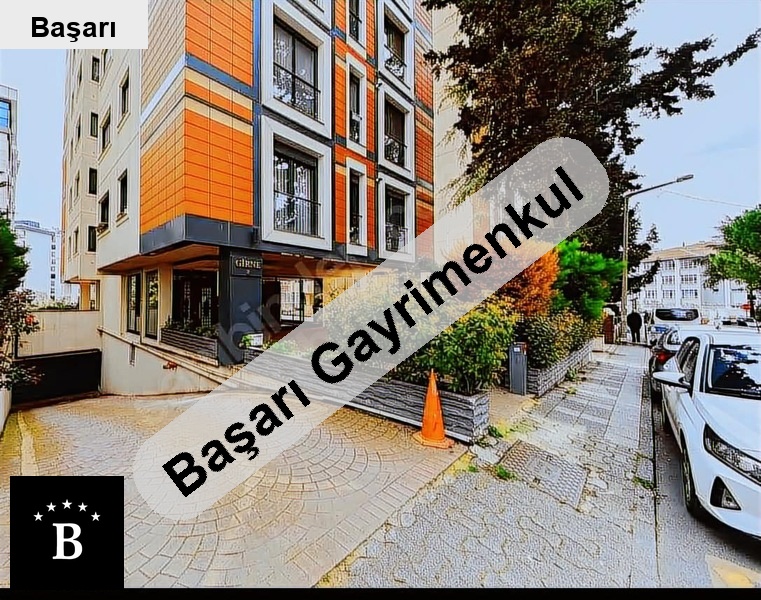 Başarı'dan kadiköy göztepe 3+1 ebeyn banyolu satilik dai̇re