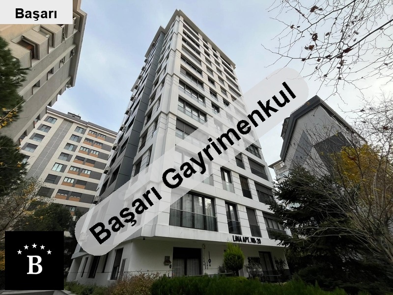 Başarı'dan  suadi̇ye bağdat cad yakini 3+1 140m2 boş satilik