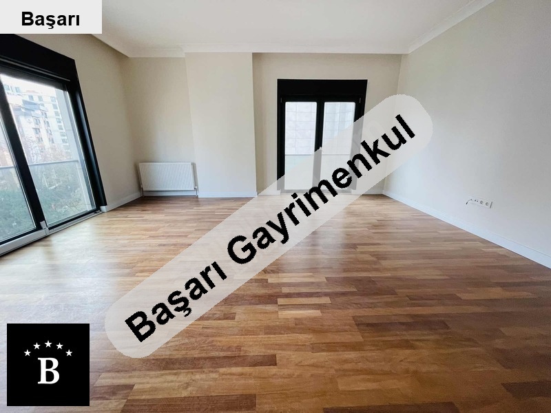 Başarı'dan suadiye bağdat cad5binada vatandaşlığa uygun3+1