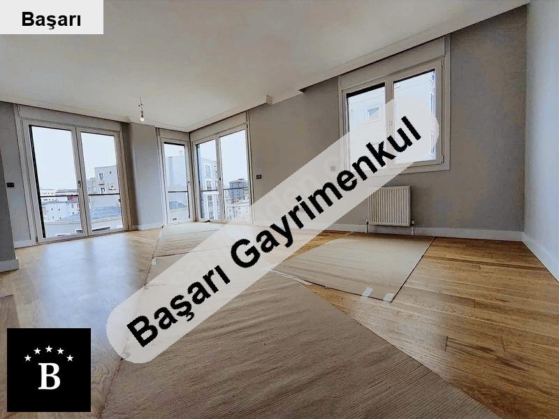 Başarı'dan suadi̇ye bağdat cad 1 paralel 3+1 100 m2 net satilik dai̇re