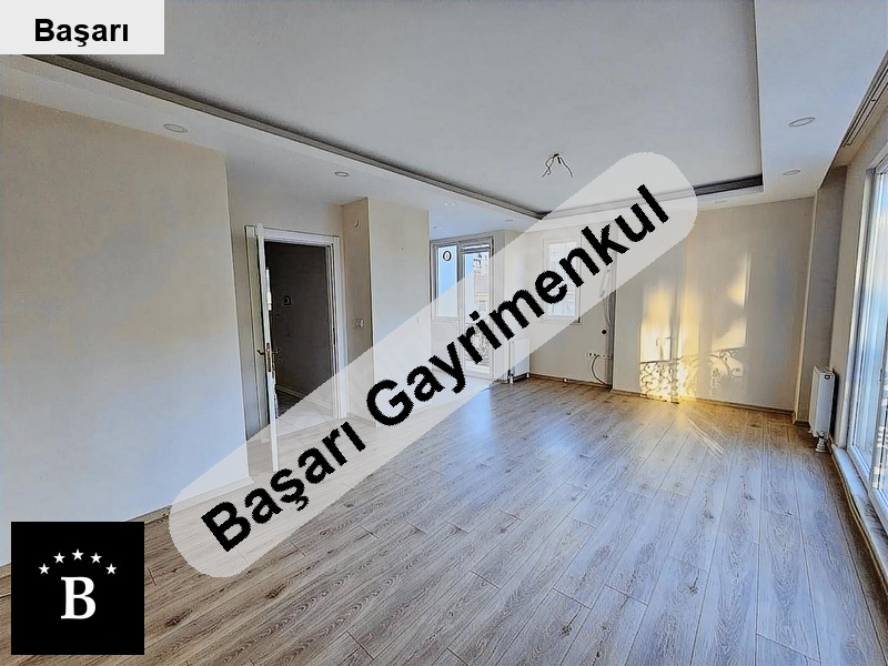 Başarı'dan suadi̇ye merkezi̇ lokasyon 2+1 90 m2 brüt balkonlu boş dai̇re !