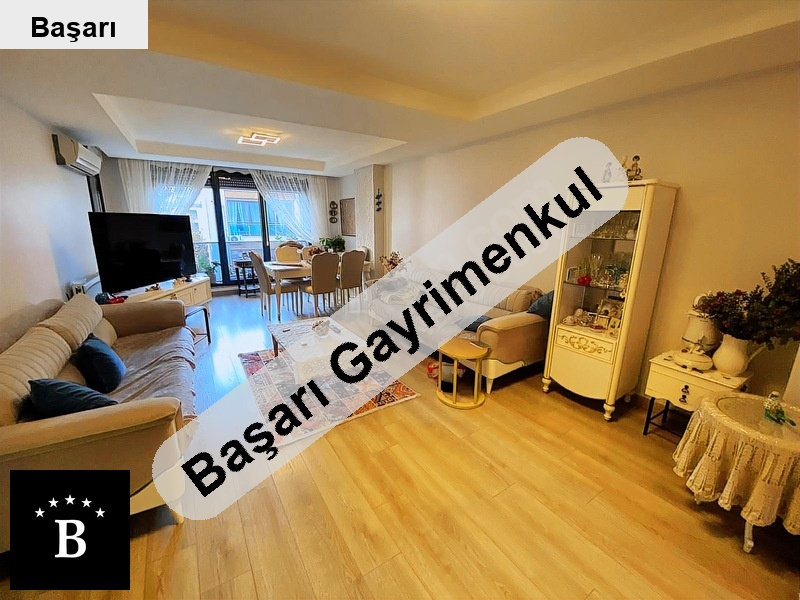 Başarı'dan kadıköy suadiye genç binada satılık 4+2 dubleks daire