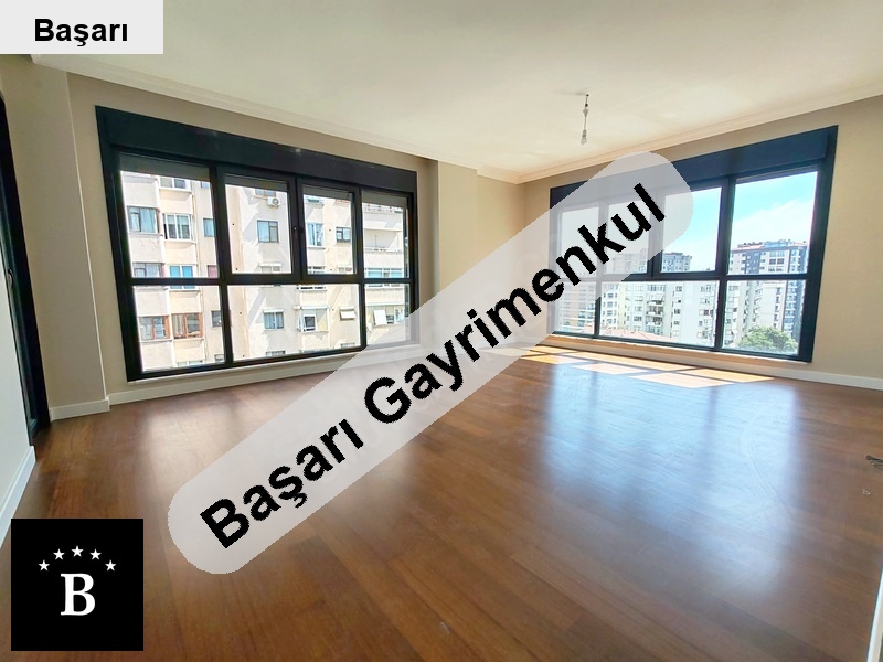 Başarı'dan bağdat cad'ne yakin 140m2 balkonlu ebvbanyolu