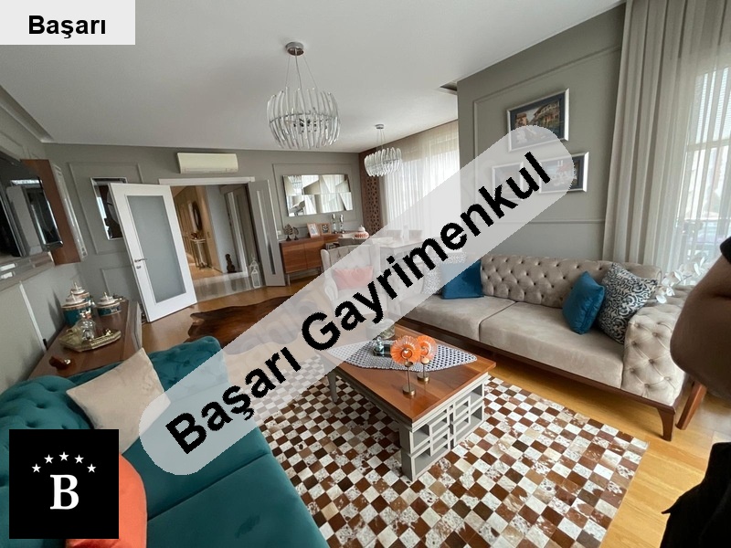 Başarı'dan suadiye'de bağdat cad yakını 2020 yapımı balkonlu 135m² 3+1
