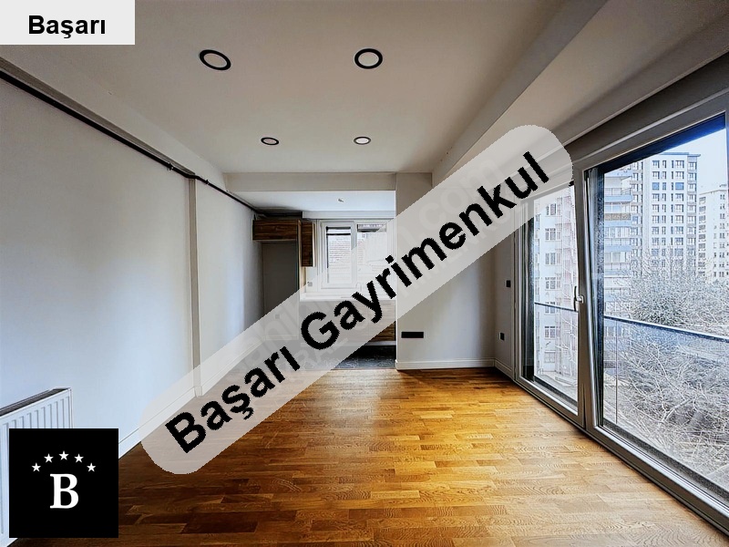 Başarı'dan erenköyde bağdat si̇ne çok yakin 2+1 satilk dai̇re