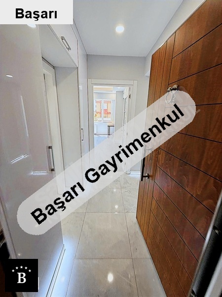 Başarı'dan göztepe bağdat sine çok yakın mimari dekorlu 2+1