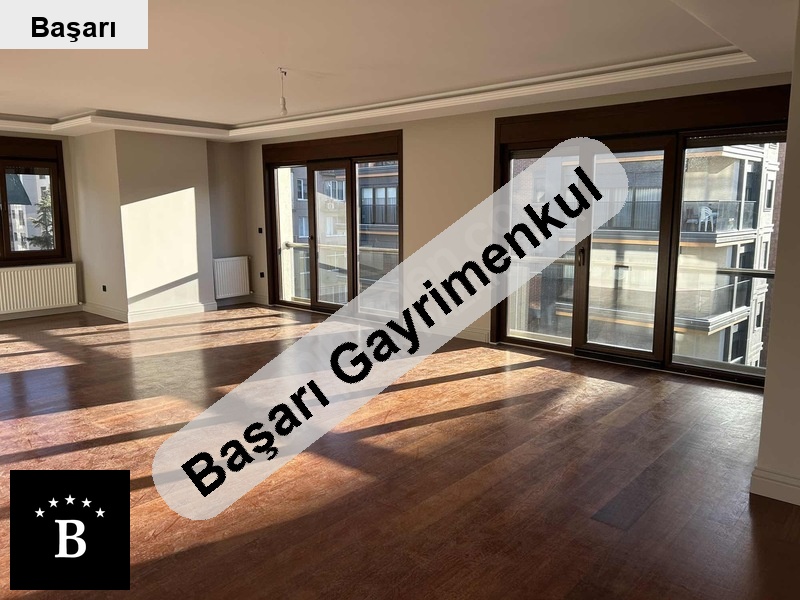 Başarı'dan göztepe'de 4+1 lüks 175 m2 net oyuncak müzesi̇ yani