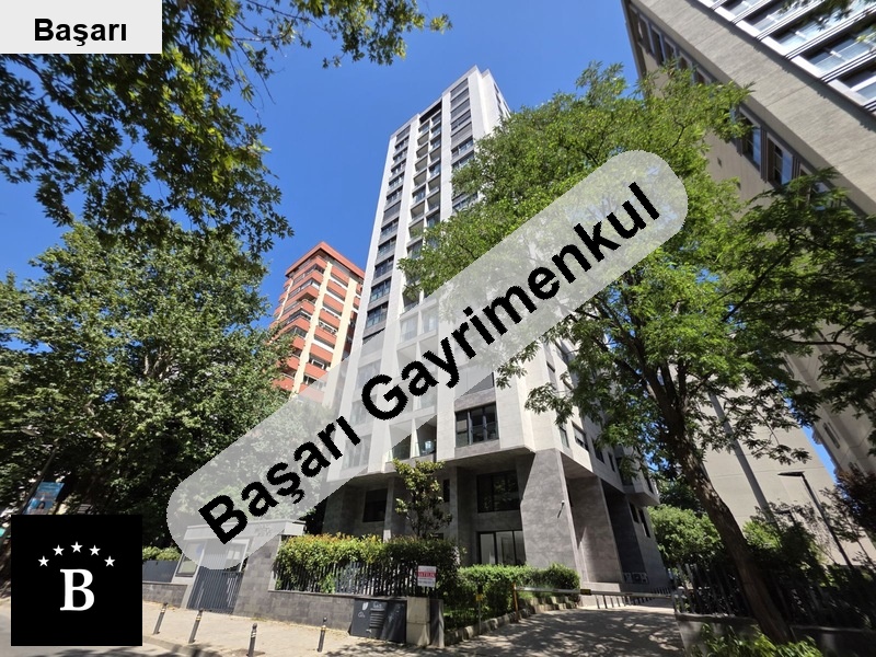 Başarı'dan 3 araçlik otopark havuz günli̇k boş (3+1)
