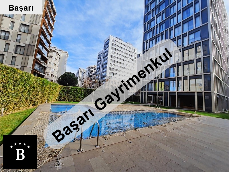 Başarı'dan arkadia resice 3+1 havuzlu 11 yillik