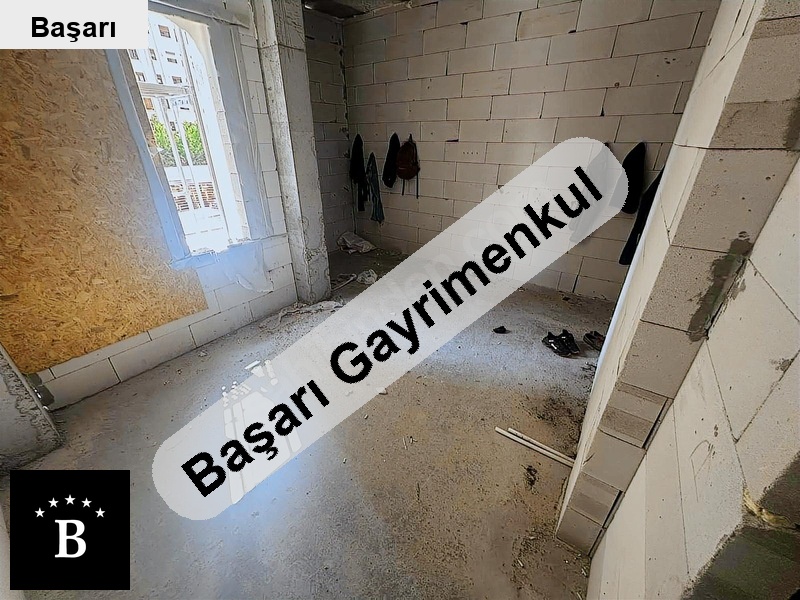 Başarı'dan  bahariyeli sokakta satılık 2+1 daire