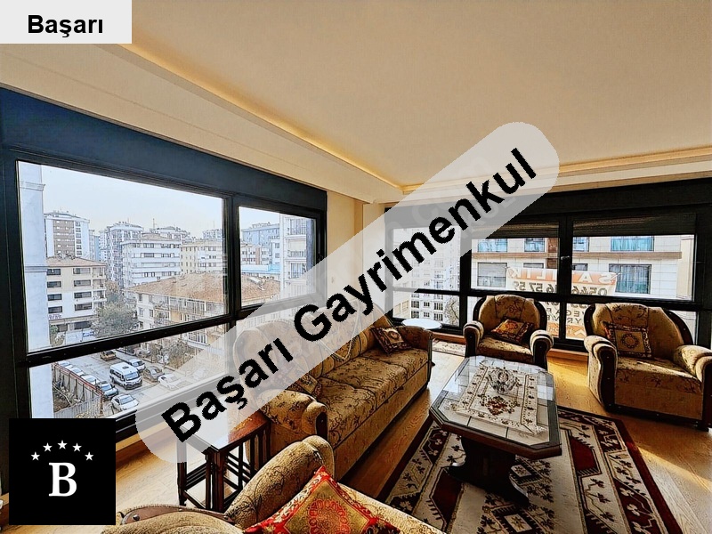 Başarı'dan  erenköyde marmaraya yakin yeni̇ bi̇nada 145 m2 net 4+1