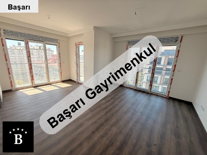 Başarı'dan erenköyde marmaraya yakin sifir bi̇nada 2+1 satilik
