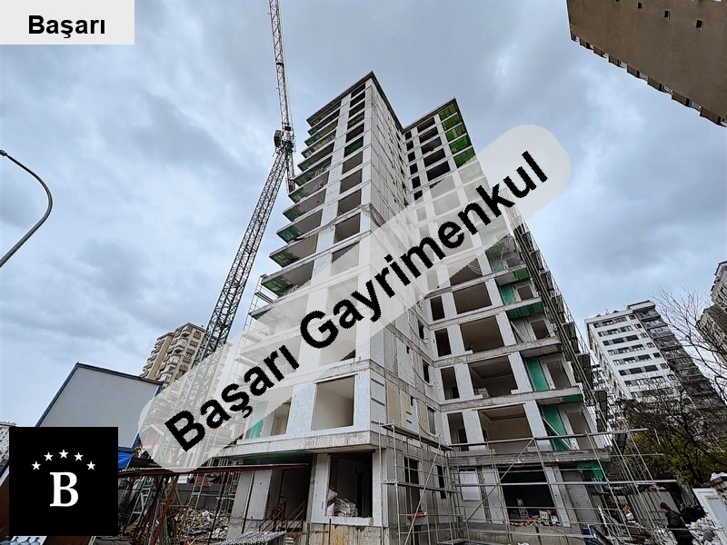 Başarı'dan göztepe i̇stasyon si̇neyakin dan bahçe kullanimli sifir