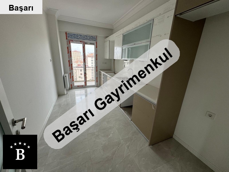 Başarı'dan yörük'ten dubleks dai̇re terasli  210m2 sifir boş