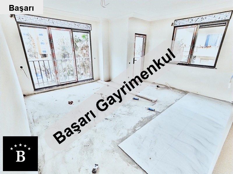 Başarı'dan kadiköy göztepe 2+1 balkonlu oturumluk yatırımlık yüksek kira