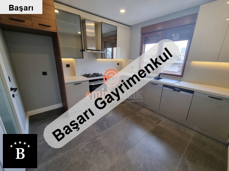 Başarı'dan  erenköy ethemefendi̇ yakini 125 m2 net geni̇ş 3+1 lüks