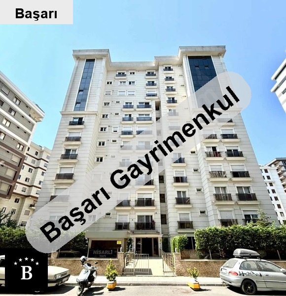 Başarı'dan erenköy kaşaneler sokakta presti̇jli̇ si̇tede satilik 2+1