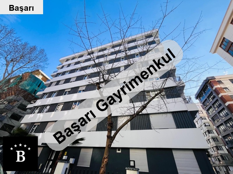 Başarı'dan suadi̇ye bağdat feri̇de geçi̇ti̇ne yakin 3 yillik bi̇na 2+1