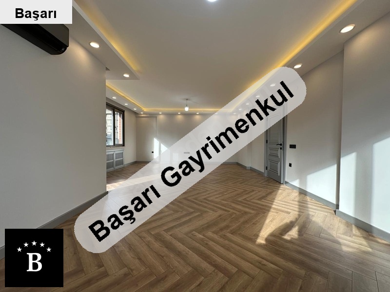 Başarı'dan komple yeni̇lenmi̇ş katta tek 4+1 mimari tasarım boş